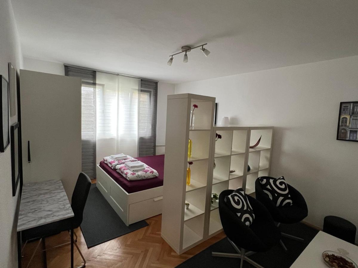 Apartman Melita Apartment Rijeka Exterior photo